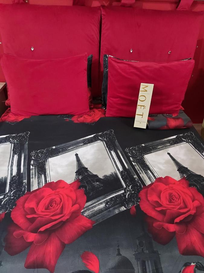 Buze Rodriguez Suite أوستوني المظهر الخارجي الصورة